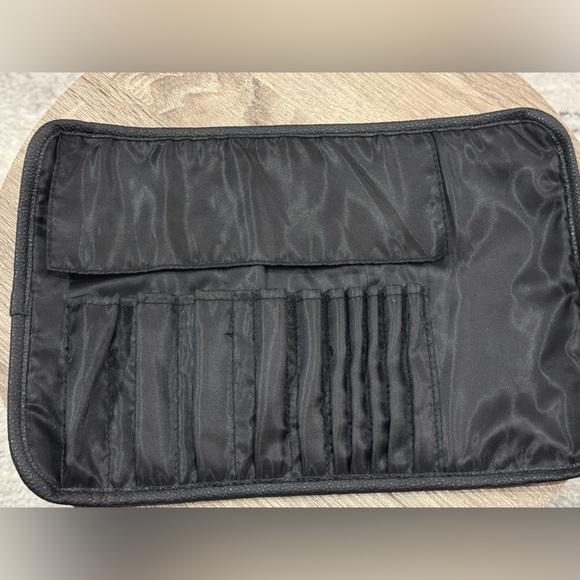 Sephora Black Quilted Cosmetic Bag brush holder faux leather - Picture 3 of 7